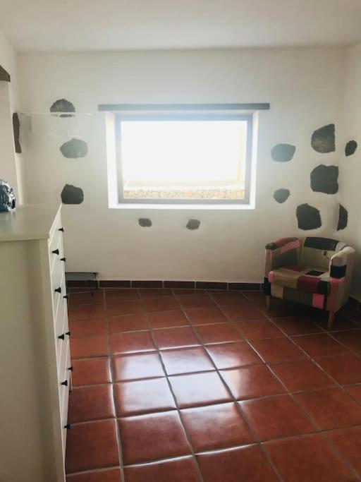 Coqueto Apartamento En El Cuchillo Tinajo Eksteriør bilde